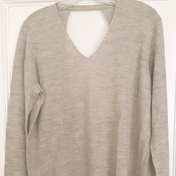EILEEN FISHER The Fisher Project Open Back Royal Alpaca V-Neck Sweater Size M - Picture 3 of 8